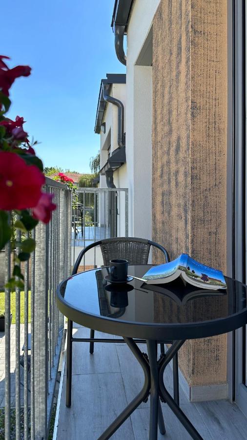 Linden Apartman 107 Glamour (Adults Only) Mosonmagyarovar Exterior photo
